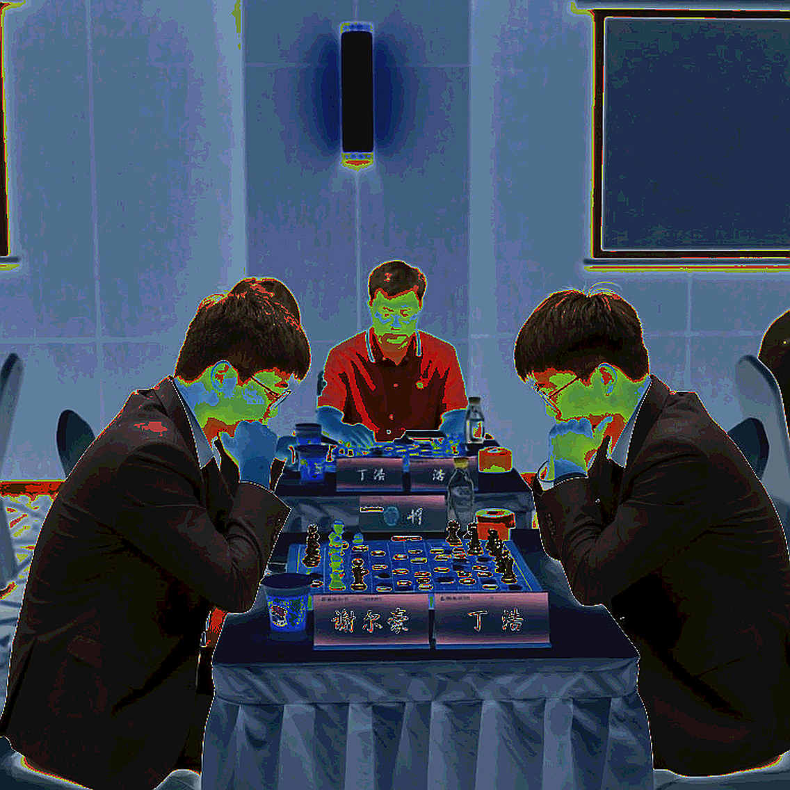 27 मिनिएचर, 10 ओपनिंग आर्टिकल, शून्य इंजन डेटा: ChessBase Magazine #225 का प्रोडक्ट ऑडिट
